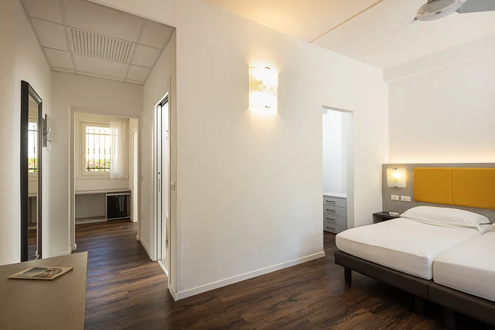 Camera moderna e luminosa